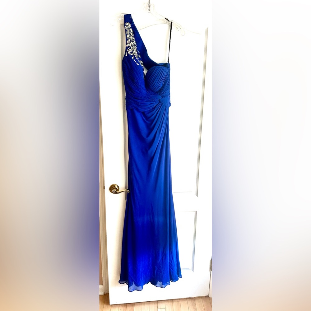 Anny Lee Evening Gown - Picture 2 of 6